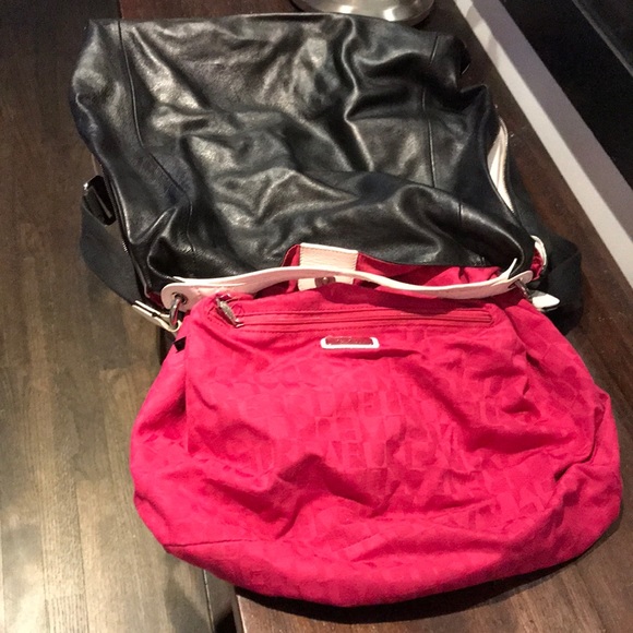 Furla Elisabeth Hobo. Black/ white. Good pre owned - Picture 6 of 8